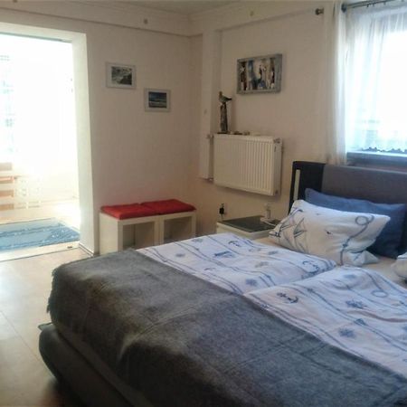 Ferienwohnung Neuensien Sellin  Bagian luar foto